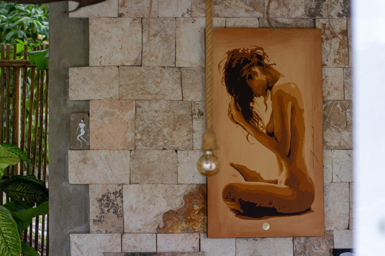Hotel Makaaba Eco-Boutique Bacalar Kültér fotó A painting by the artist