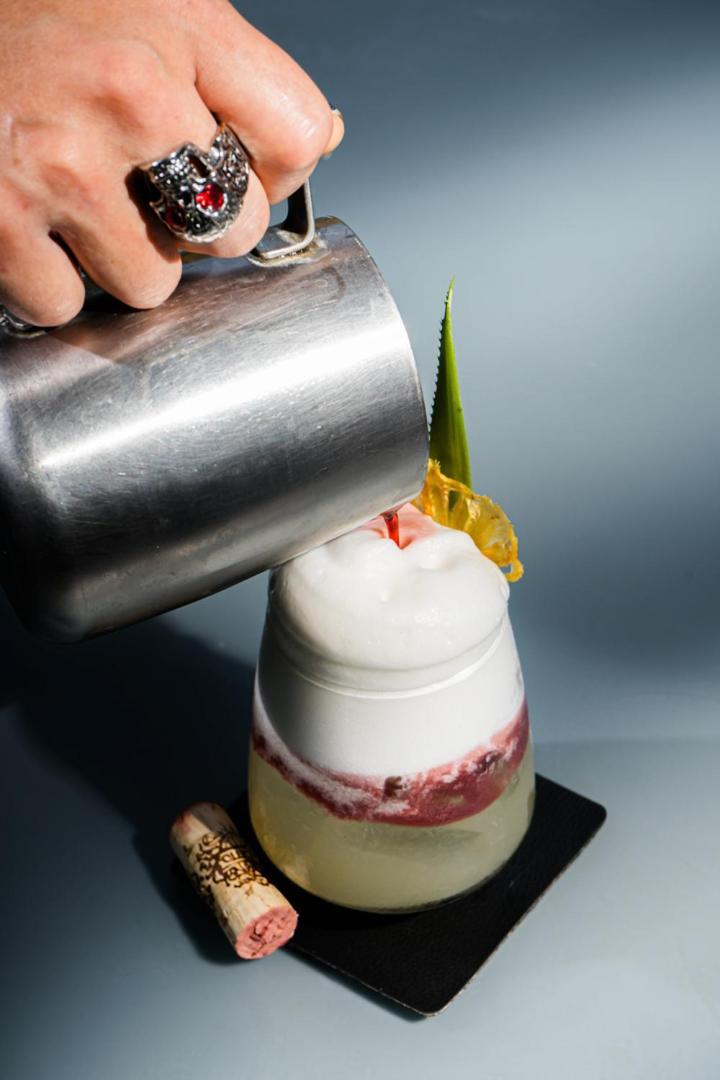 Hotel Makaaba Eco-Boutique Bacalar Kültér fotó A sour being topped with whipped cream